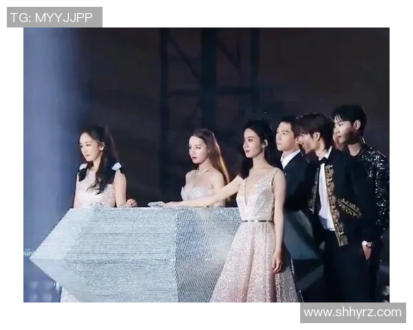 足球明星同框合影大赏各路传奇球员齐聚一堂的精彩瞬间回顾 足球明星同框合影大赏各路传奇球员齐聚一堂的精彩瞬间回顾